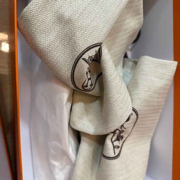 Hermes Paris loafers Stickers Still Attached Women’s Mint Condition - Picture 14 of 15